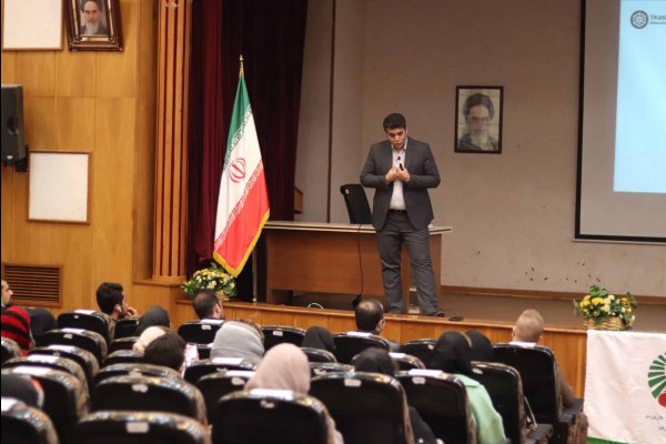 گالری تصاویر آژانس برندینگ یک کسب قزوین