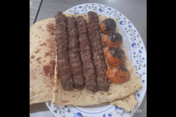گالری تصاویر کباب سرای صداقت قزوین