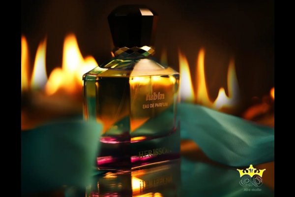 گالری تصاویر فروشگاه عطر هیوا
